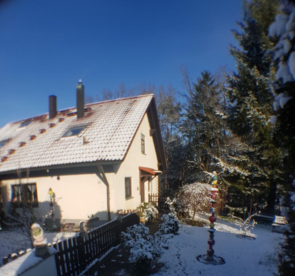 Tom'S Fewo Pommelsbrunn Buitenkant foto